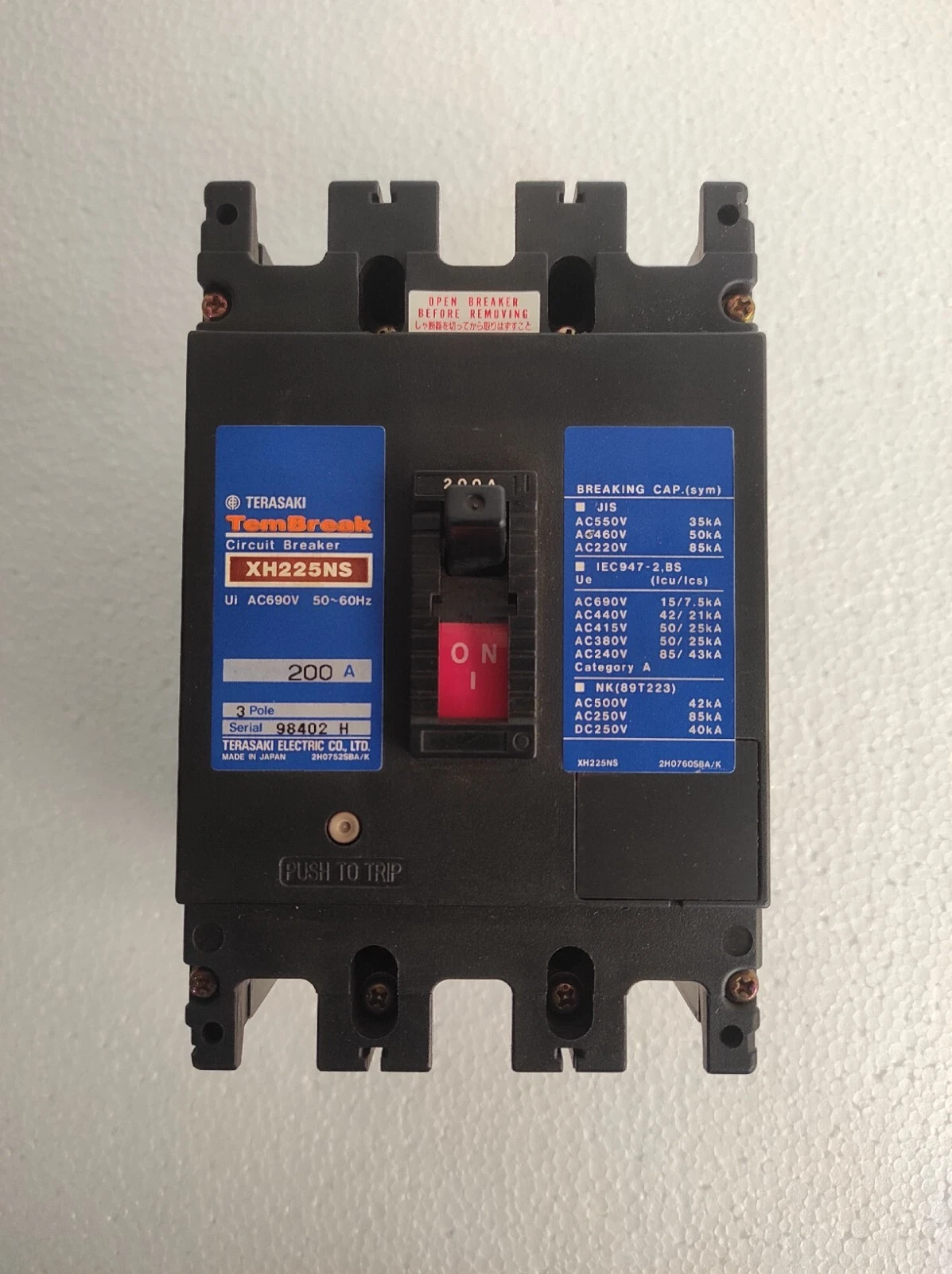 admin/uploads/uploads/Terasaki XH225NS 200A 3 Pole Circuit Breaker_5.webp